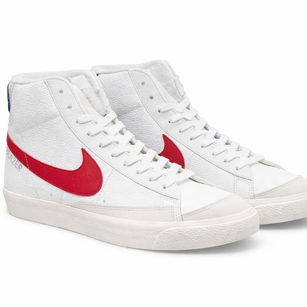 Nike Sneakers Size 7Y / Women’s 8.5 Brand New in Box - Picture 2 of 7